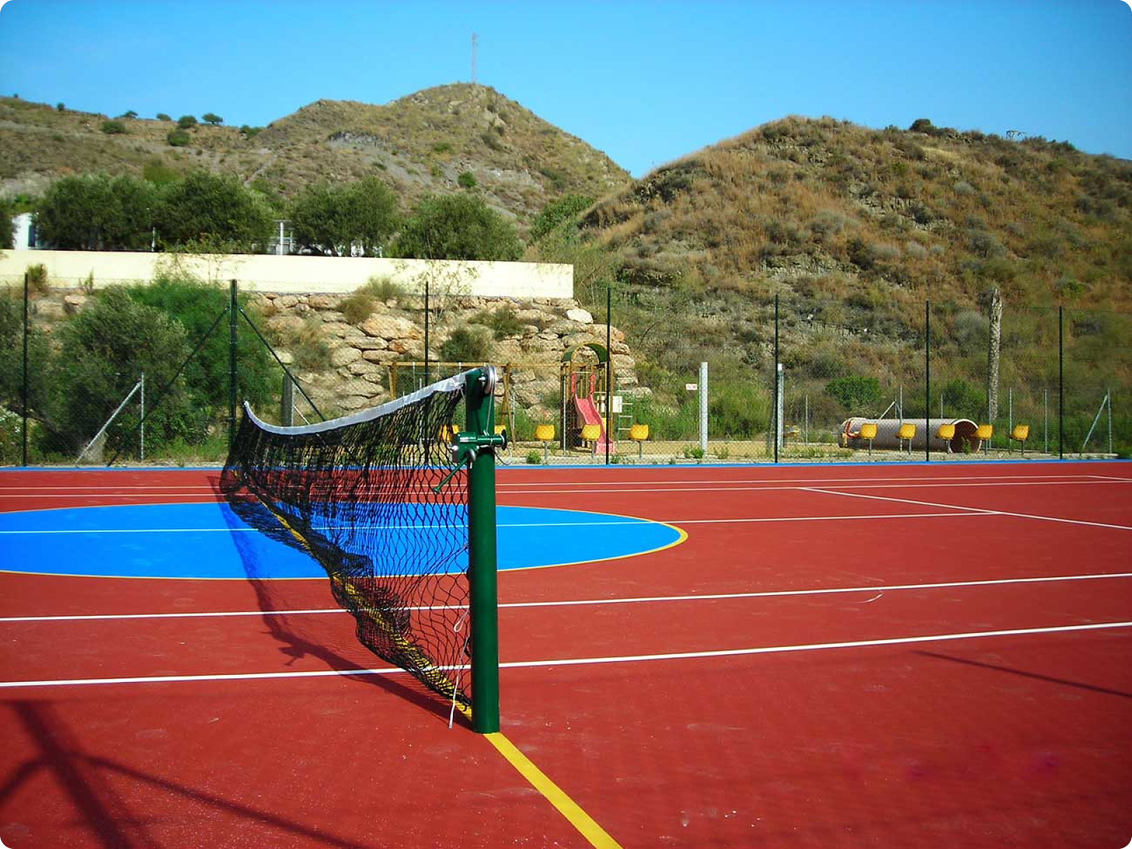 camping bungalow tenis mojacar almeria